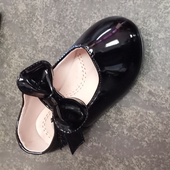 Link Other - Infant girls flats color black